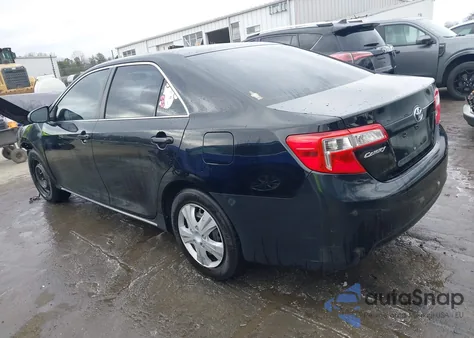 2012 Toyota Camry Le z USA, uszkodzony, nr VIN 4T1BF1FK5CU154539
